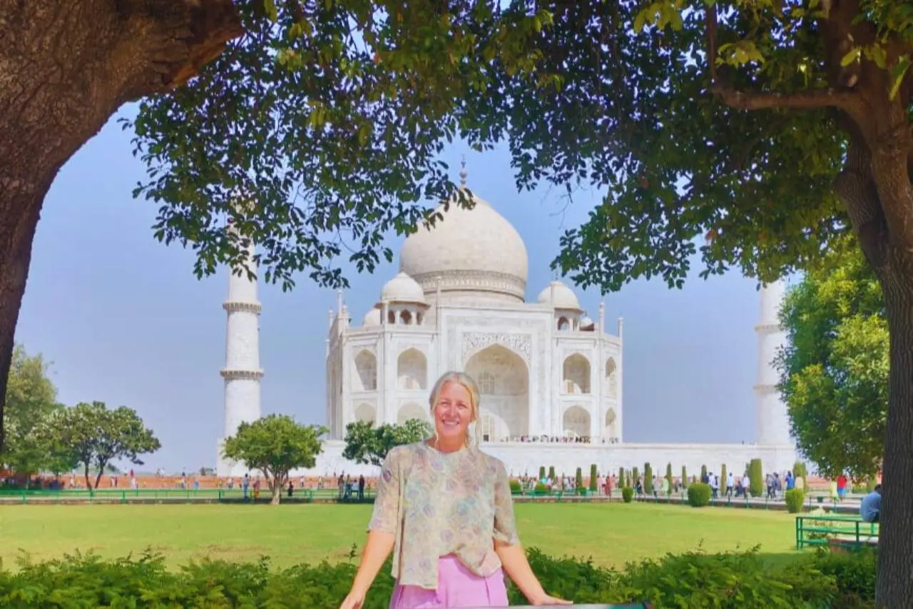 Taj Mahal Sunrise Tour from Delhi